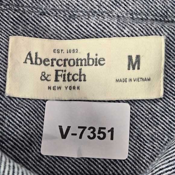 Abercrombie & Fitch Men Button Up Shirt Medium Gray Flannel Pockets Long Sleeve - Picture 2 of 7